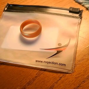 Gold colored silicone ring band nwt